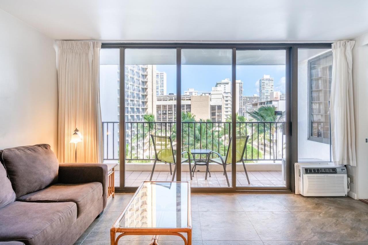Light & Airy 8Th Floor Ocean View Condo With Lanai Condo Honolulu Exteriér fotografie