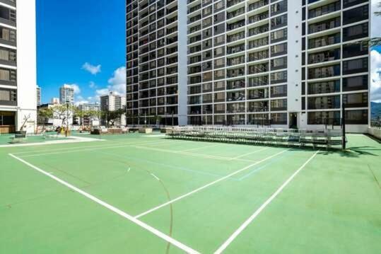 Light & Airy 8Th Floor Ocean View Condo With Lanai Condo Honolulu Exteriér fotografie